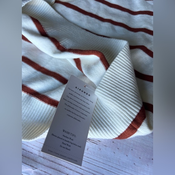 NWT- Sweater - Picture 4 of 4